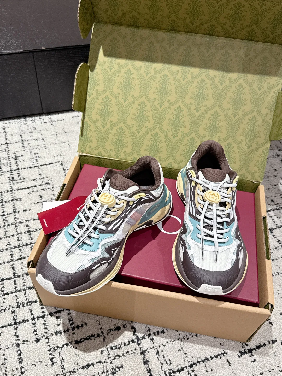 Кроссовки Женские Gucci 183122