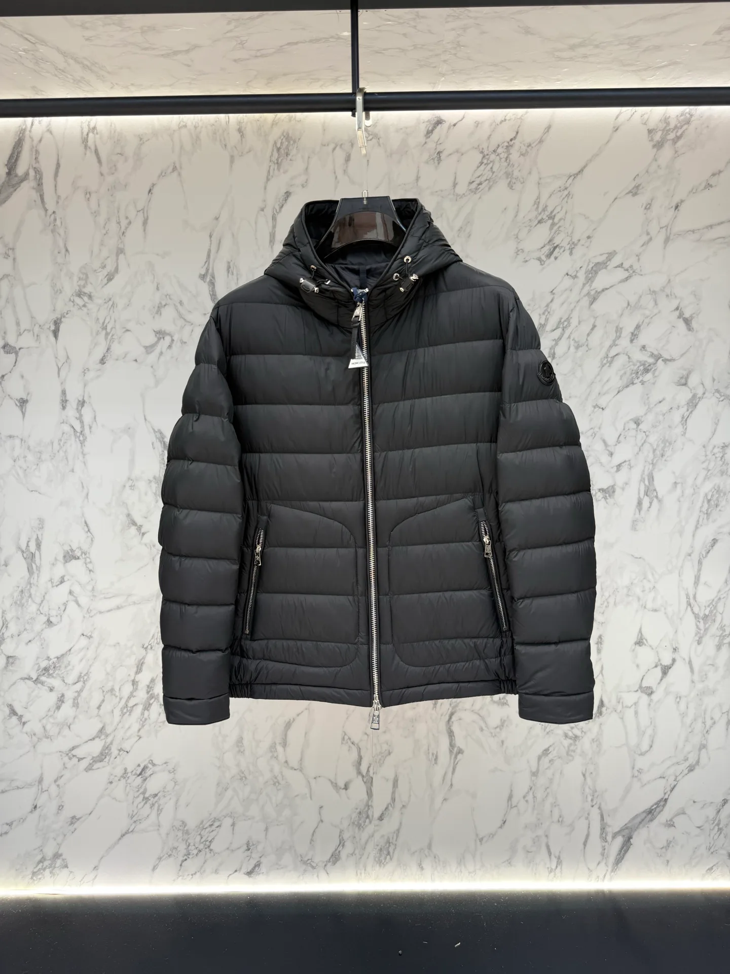 Куртки И Пуховики Мужские Moncler 18188342