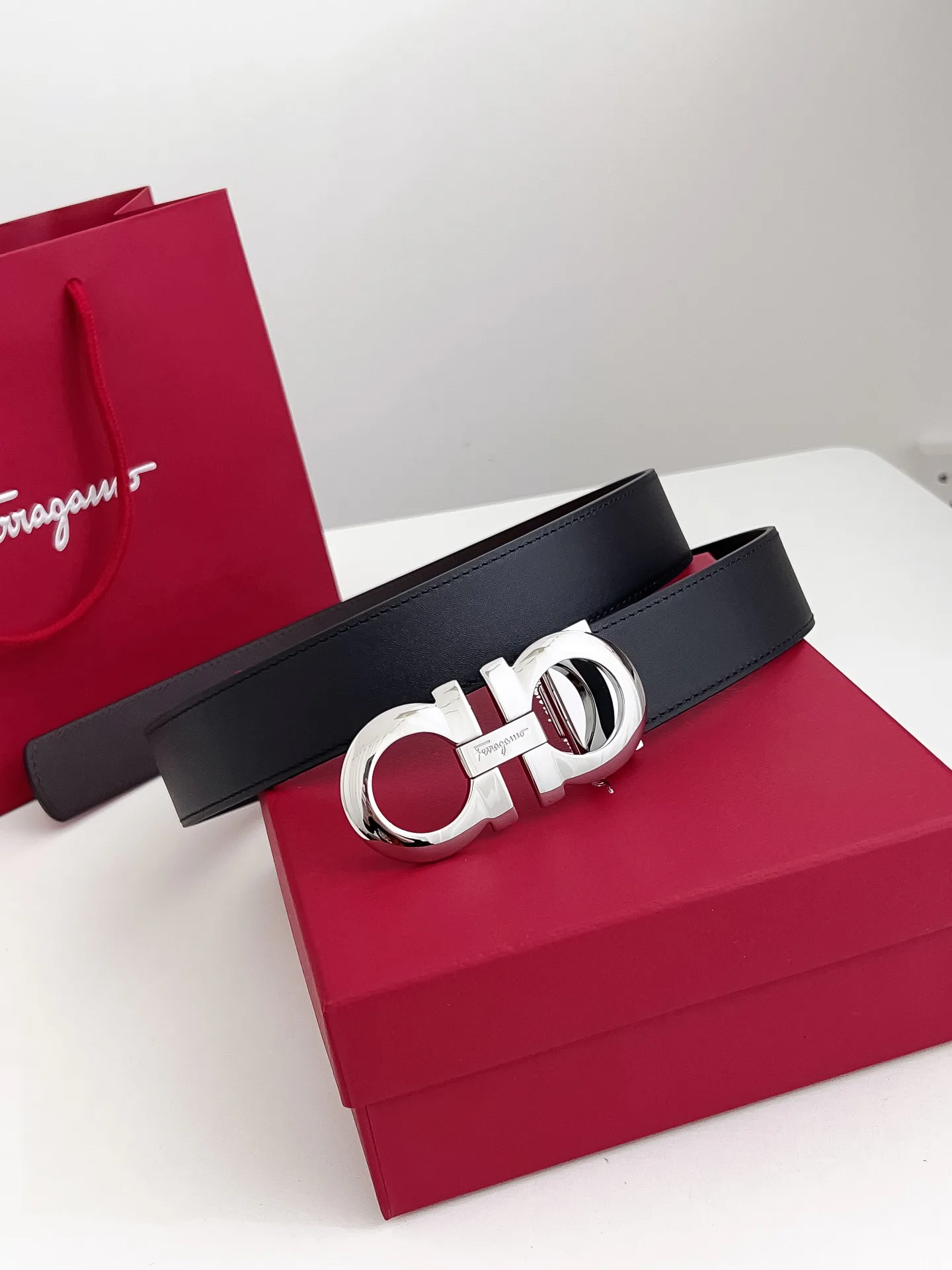 Поясные Сумки Женские Salvatore Ferragamo 1135392