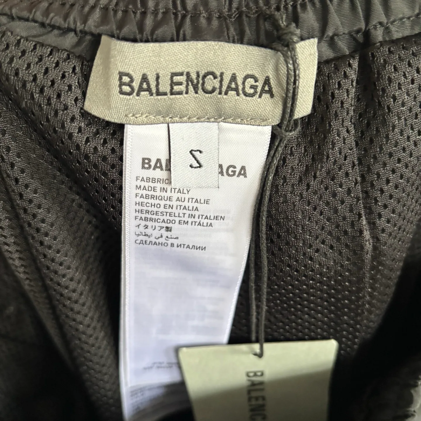 Шорты Женские Balenciaga 13110719