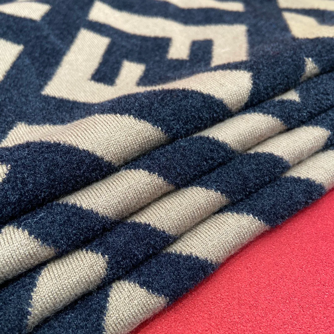 Шарфы Fendi 1255652