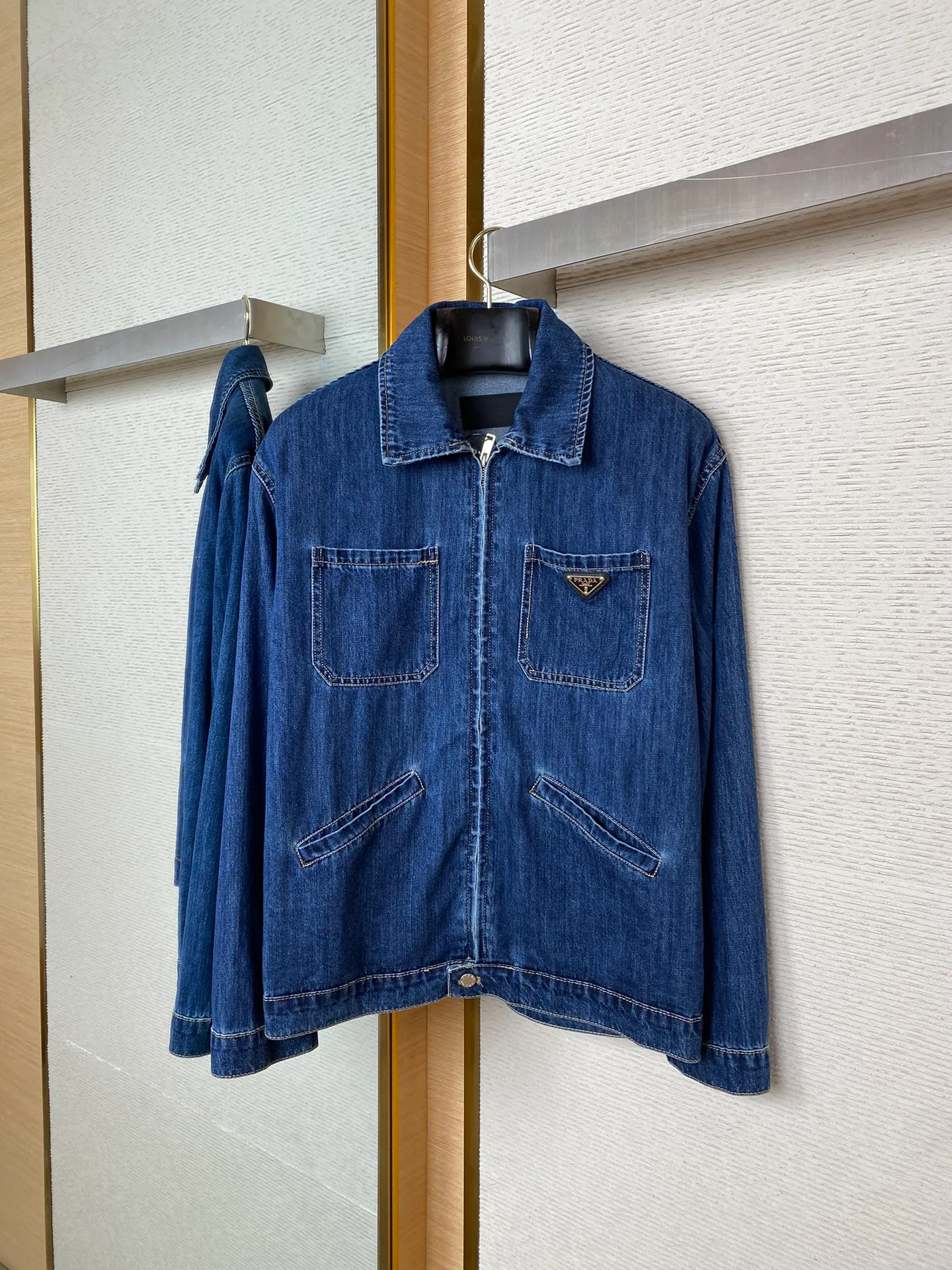 Куртки Женские Prada 34557