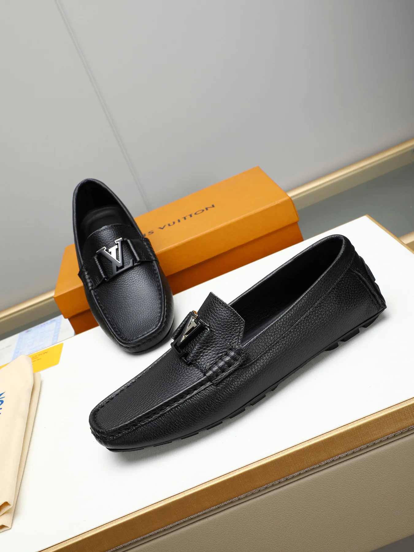 Мокасины Мужские Louis Vuitton 5933238