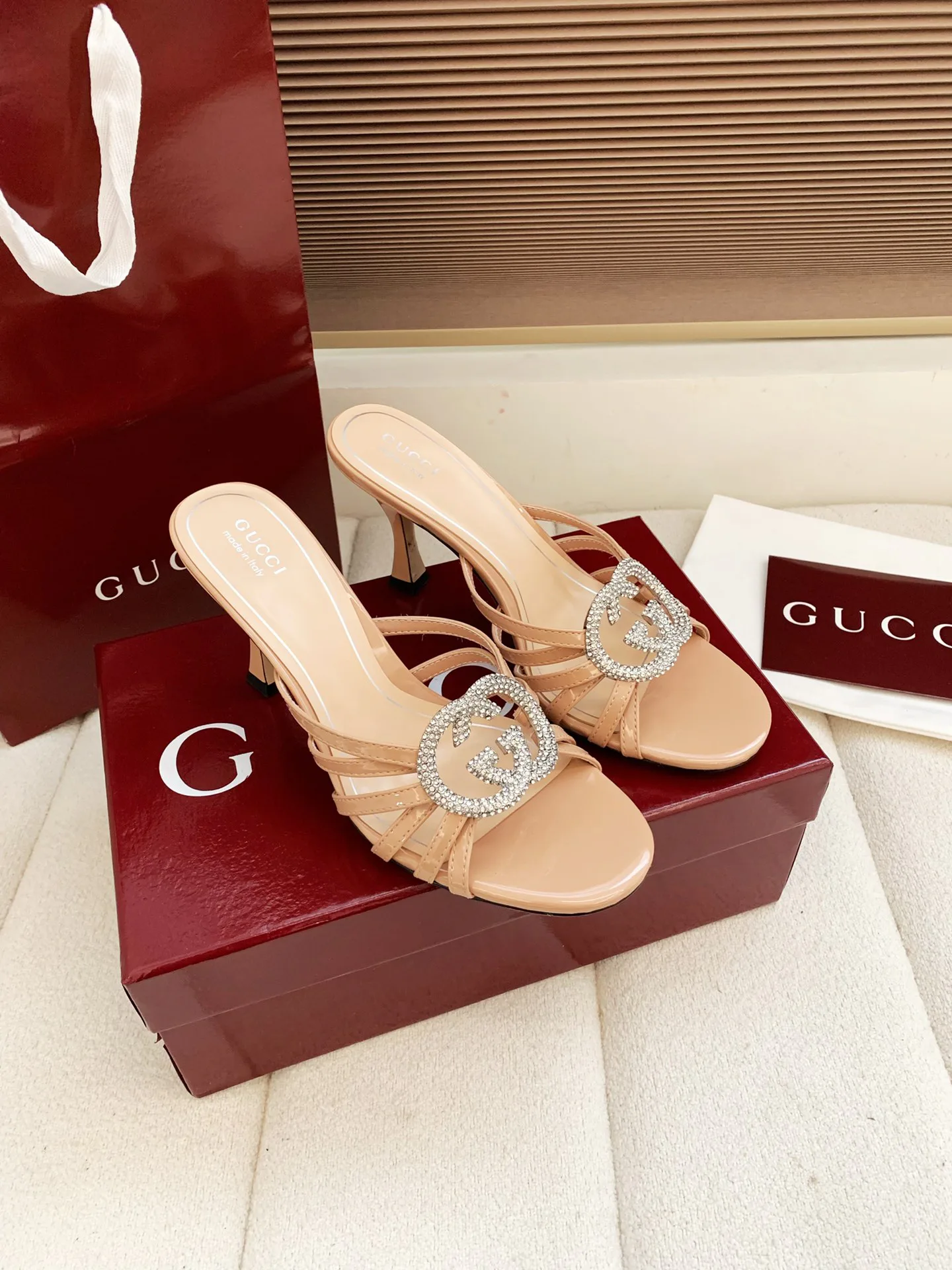 Туфли Женские Gucci 13142100