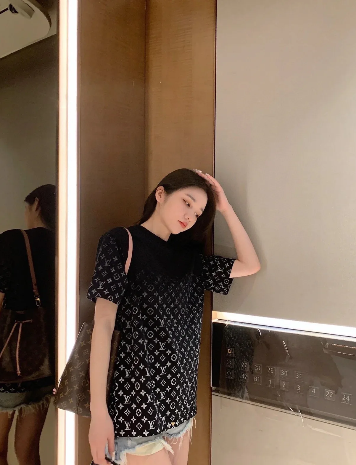 Футболки Женские Louis Vuitton 7320