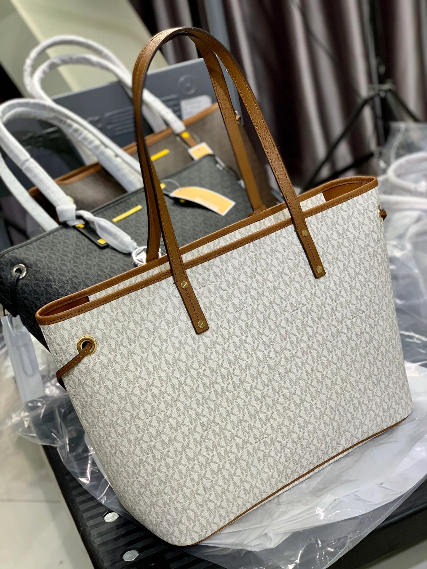 Классические Сумки Женские Michael Kors 803373