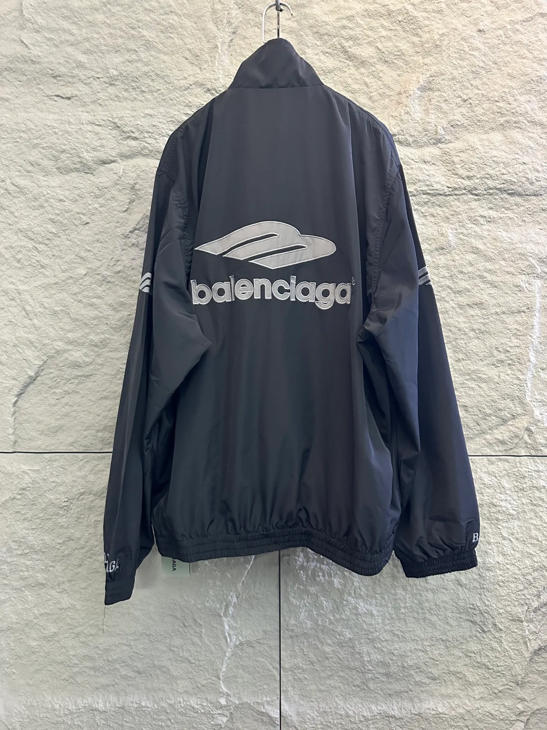 Куртки И Пуховики Женские Balenciaga 11538750