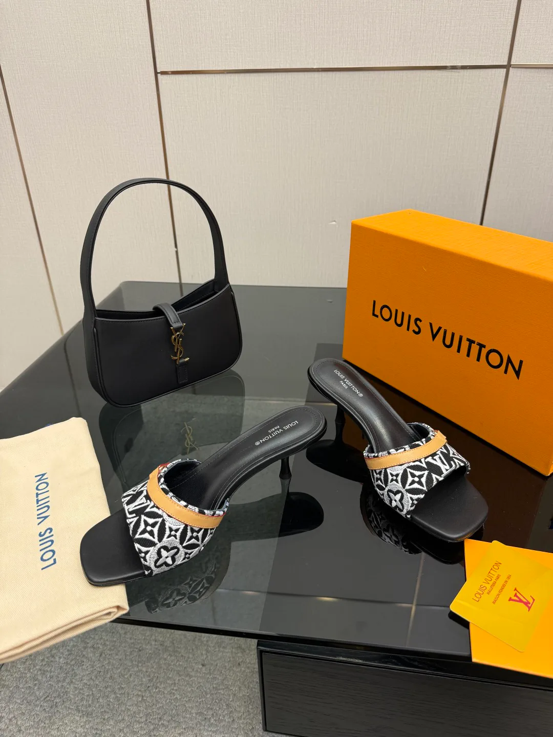 Туфли Женские Louis Vuitton 1874537