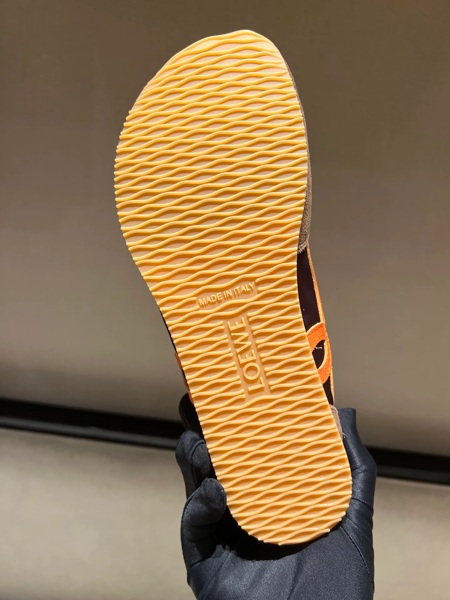 Кроссовки Женские Loewe 1469135