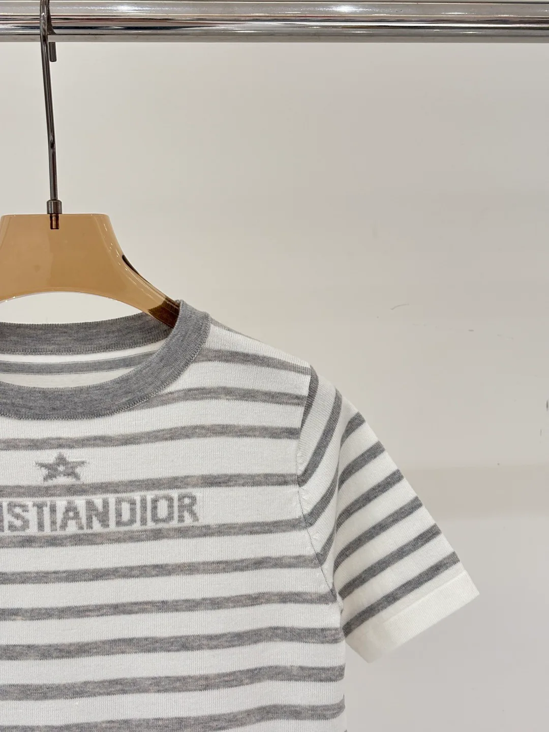 Футболки Женские Christian Dior 13270348