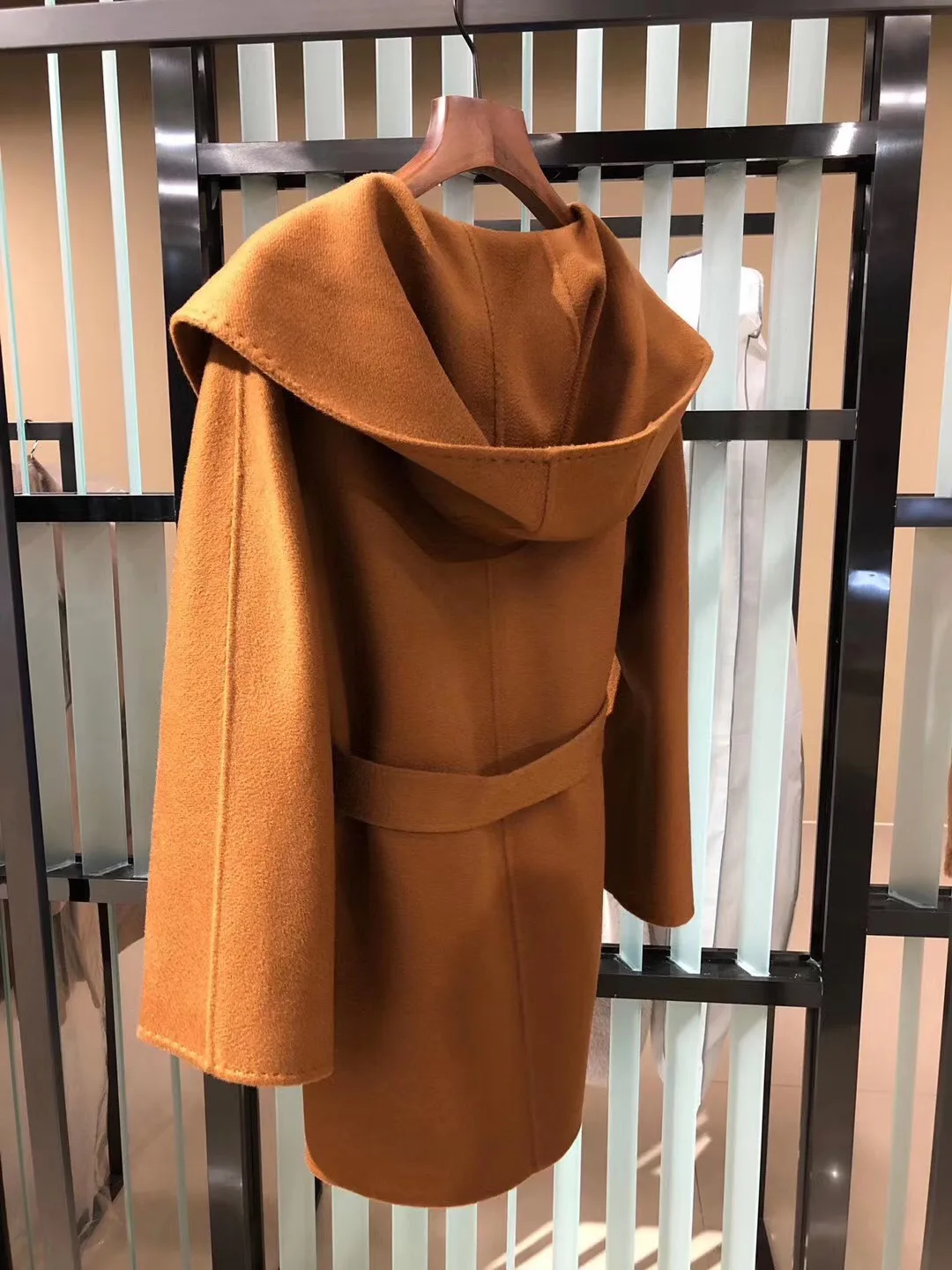 Пальто Женские Max Mara 445316