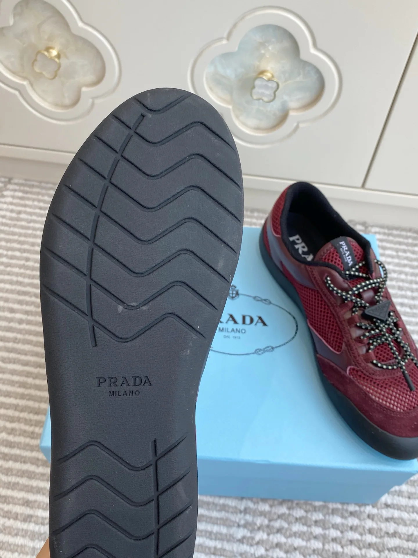 Кроссовки Женские Prada 13239505