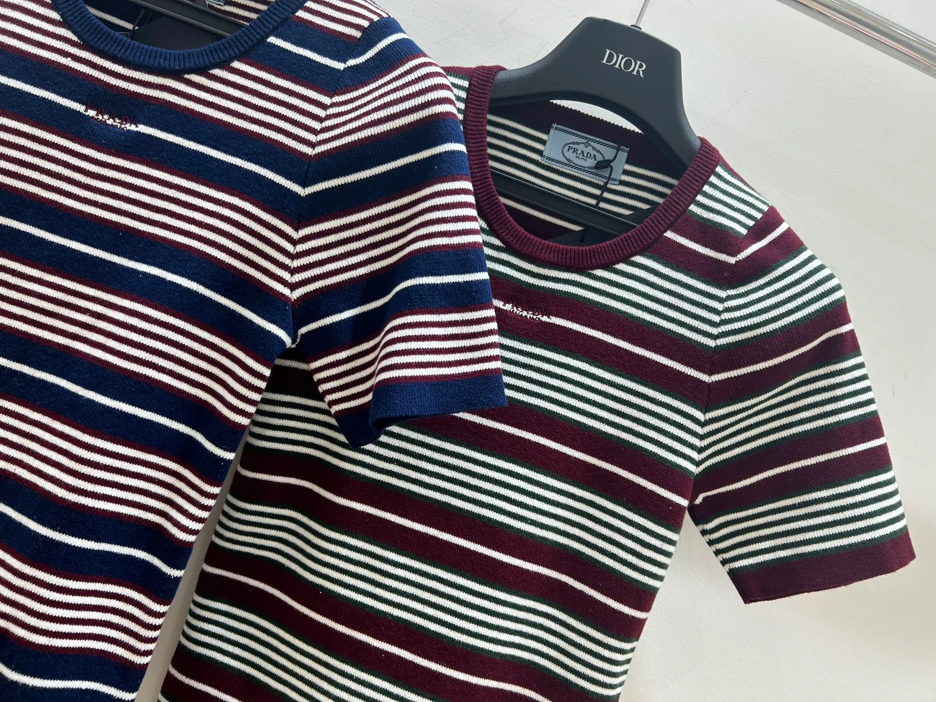 Футболки Женские Prada 8969292