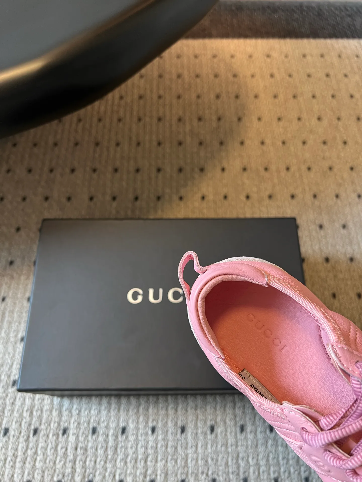 Кроссовки Женские Gucci 17614657