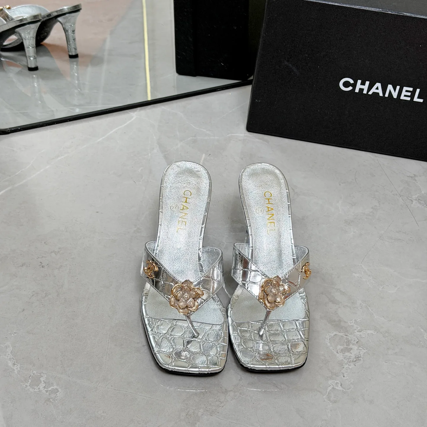 Босоножки Женские Chanel 17335021