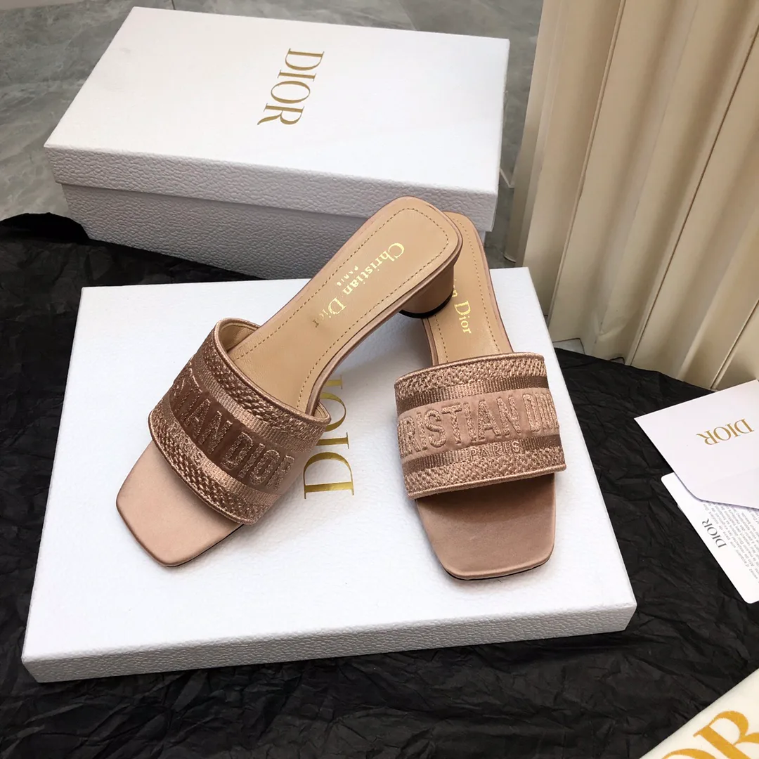 Босоножки Женские Christian Dior 18634027
