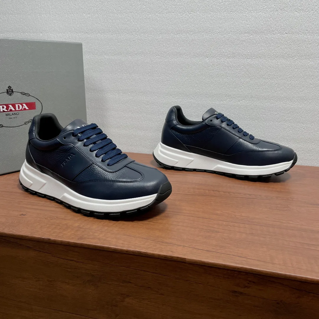 Кроссовки Мужские Prada 17542577