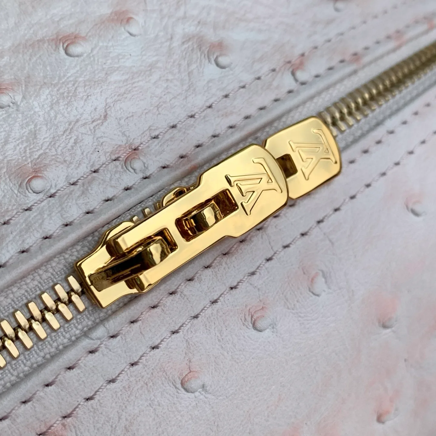 Классические Сумки Женские Louis Vuitton 18147541