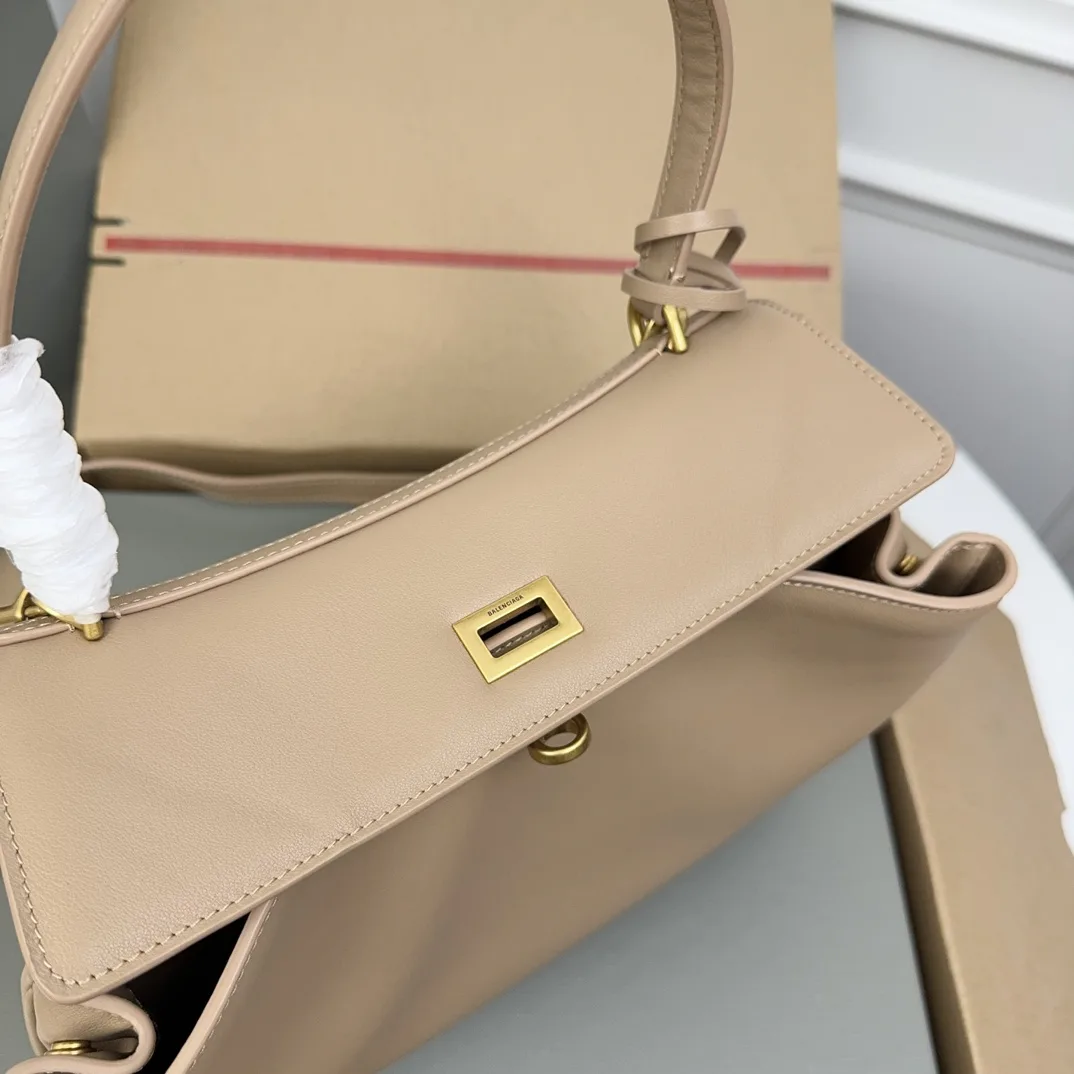 Классические Сумки Женские Balenciaga 11872233