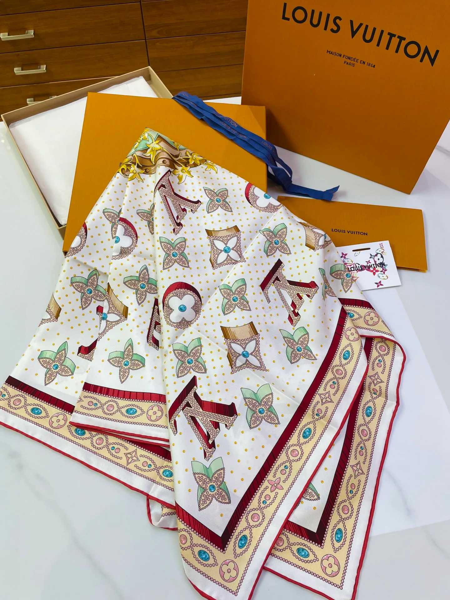 Шарфы Louis Vuitton 14244