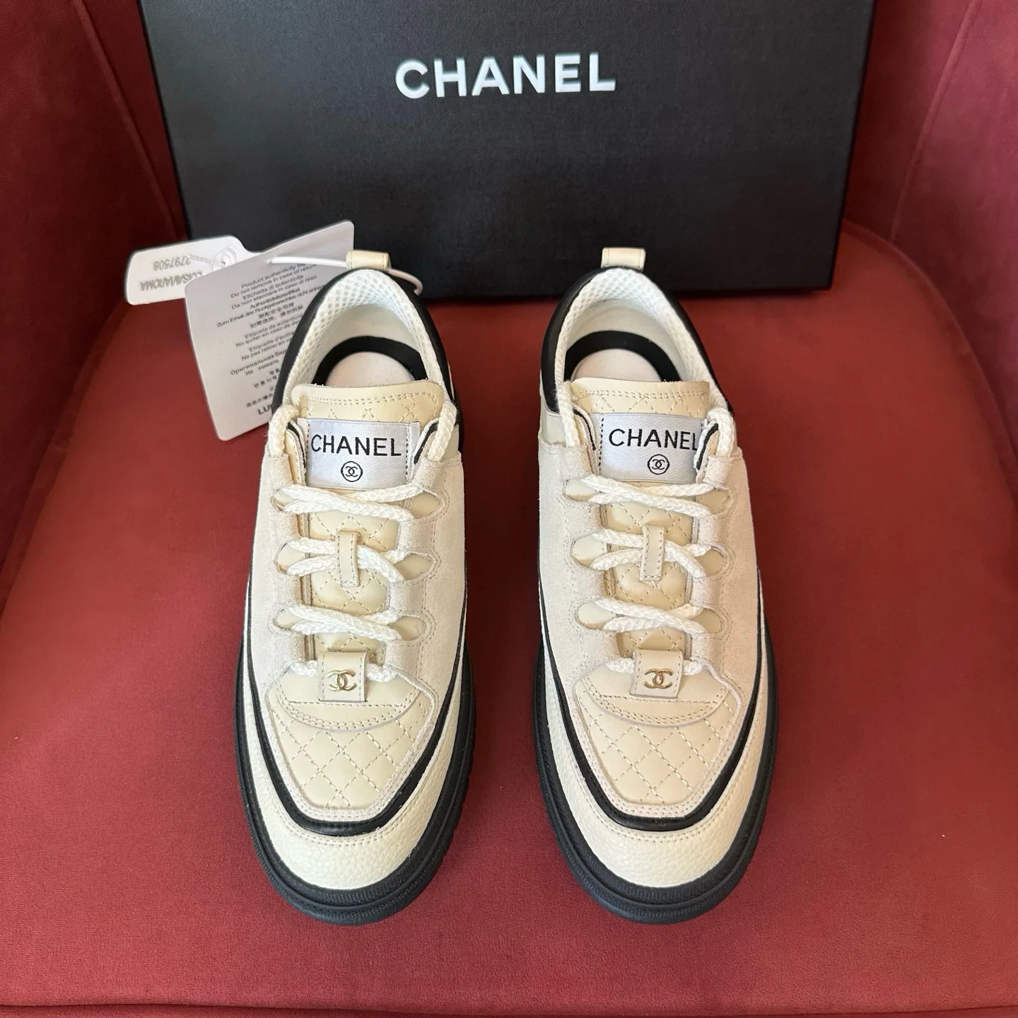 Кроссовки Женские Chanel 1248636