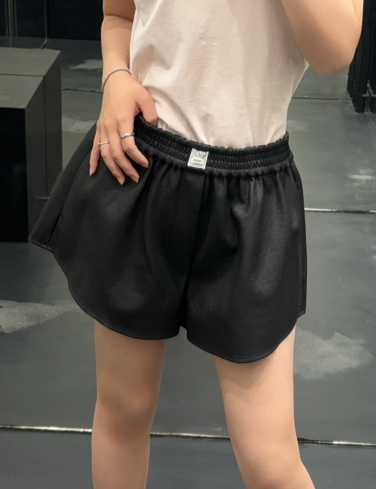 Шорты Женские Maison Margiela 2768576