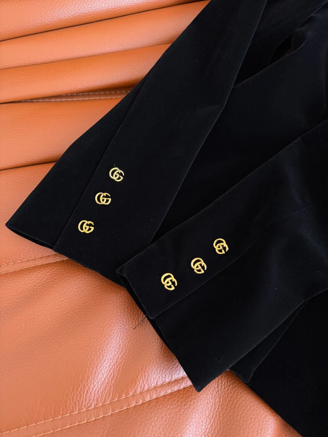 Жакеты Женские Gucci 18678381