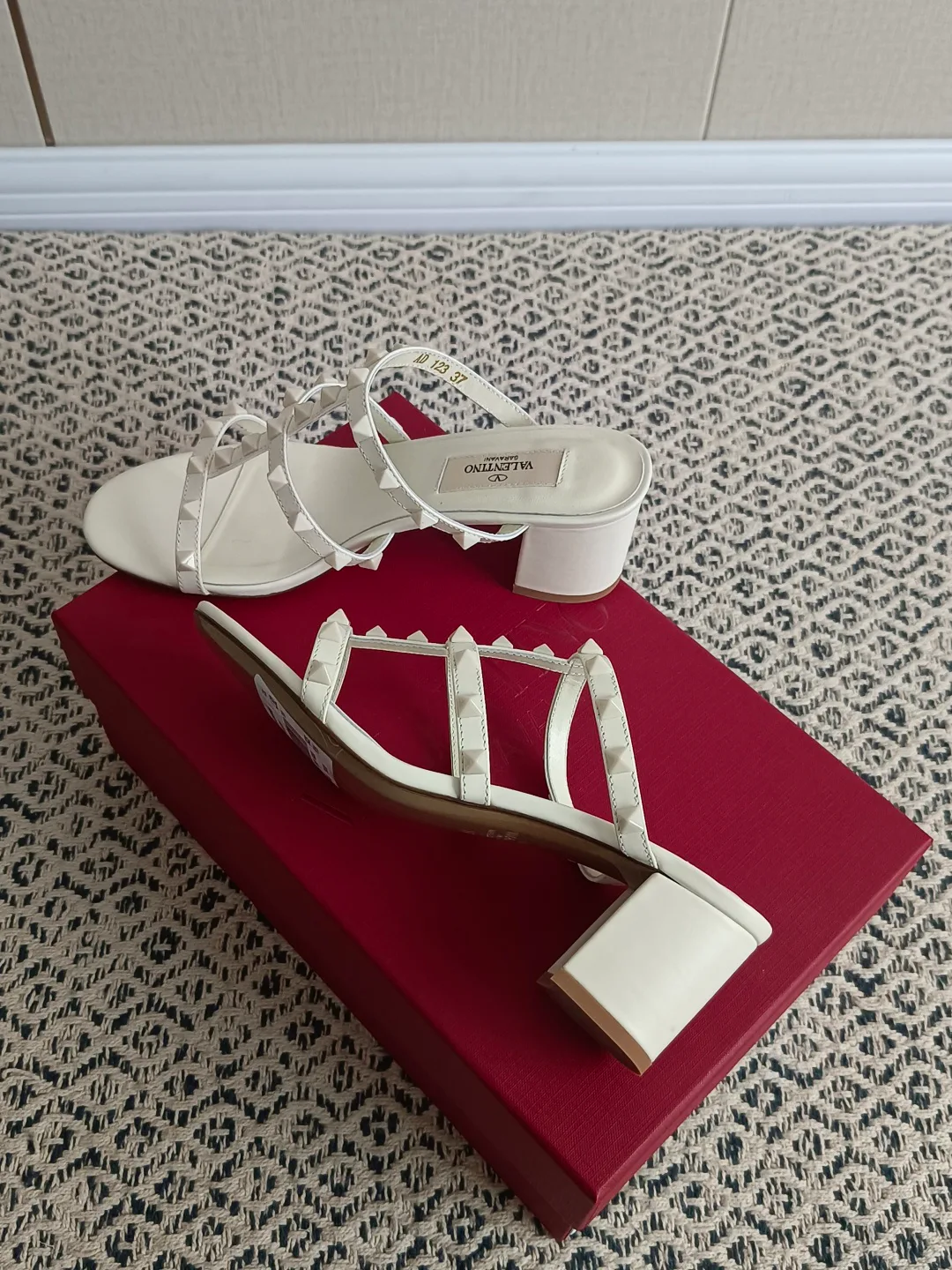 Босоножки Женские Valentino 1523745