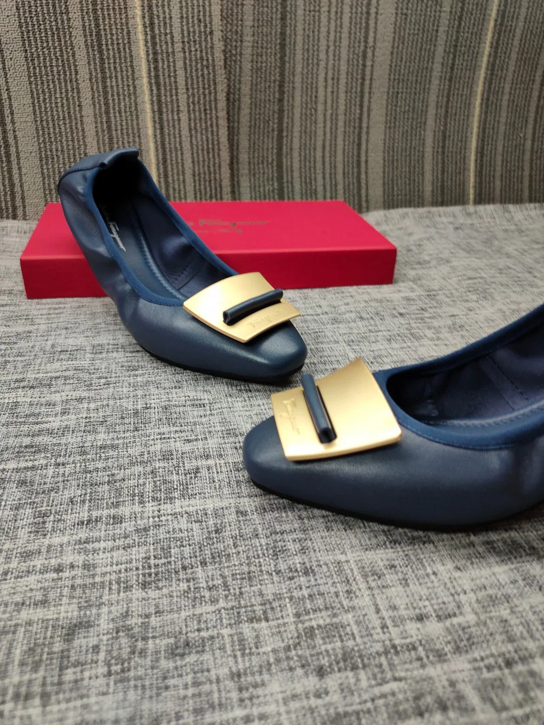 Балетки Женские Salvatore Ferragamo 10806865