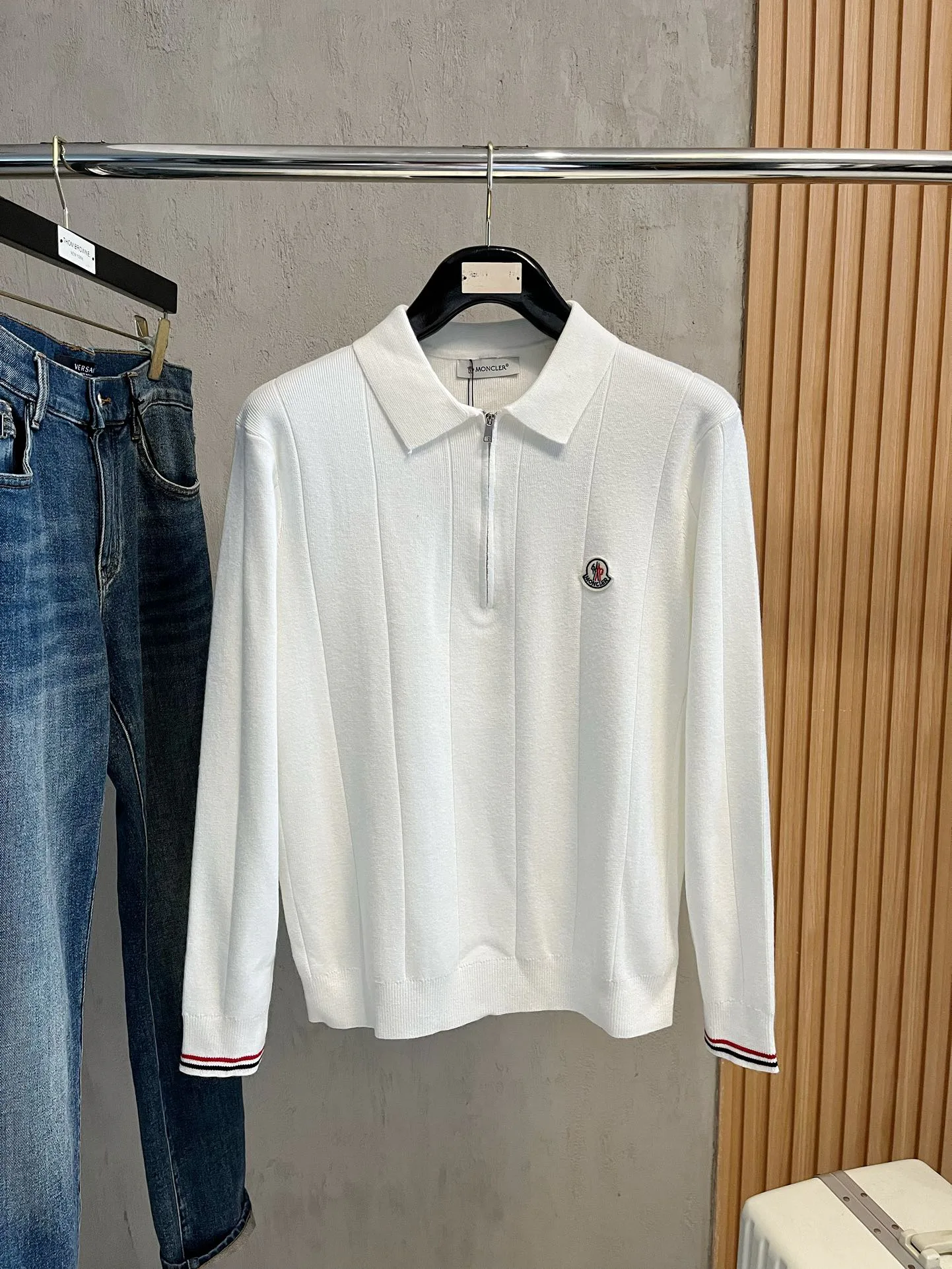 Джемперы И Свитеры Мужские Moncler 18098138