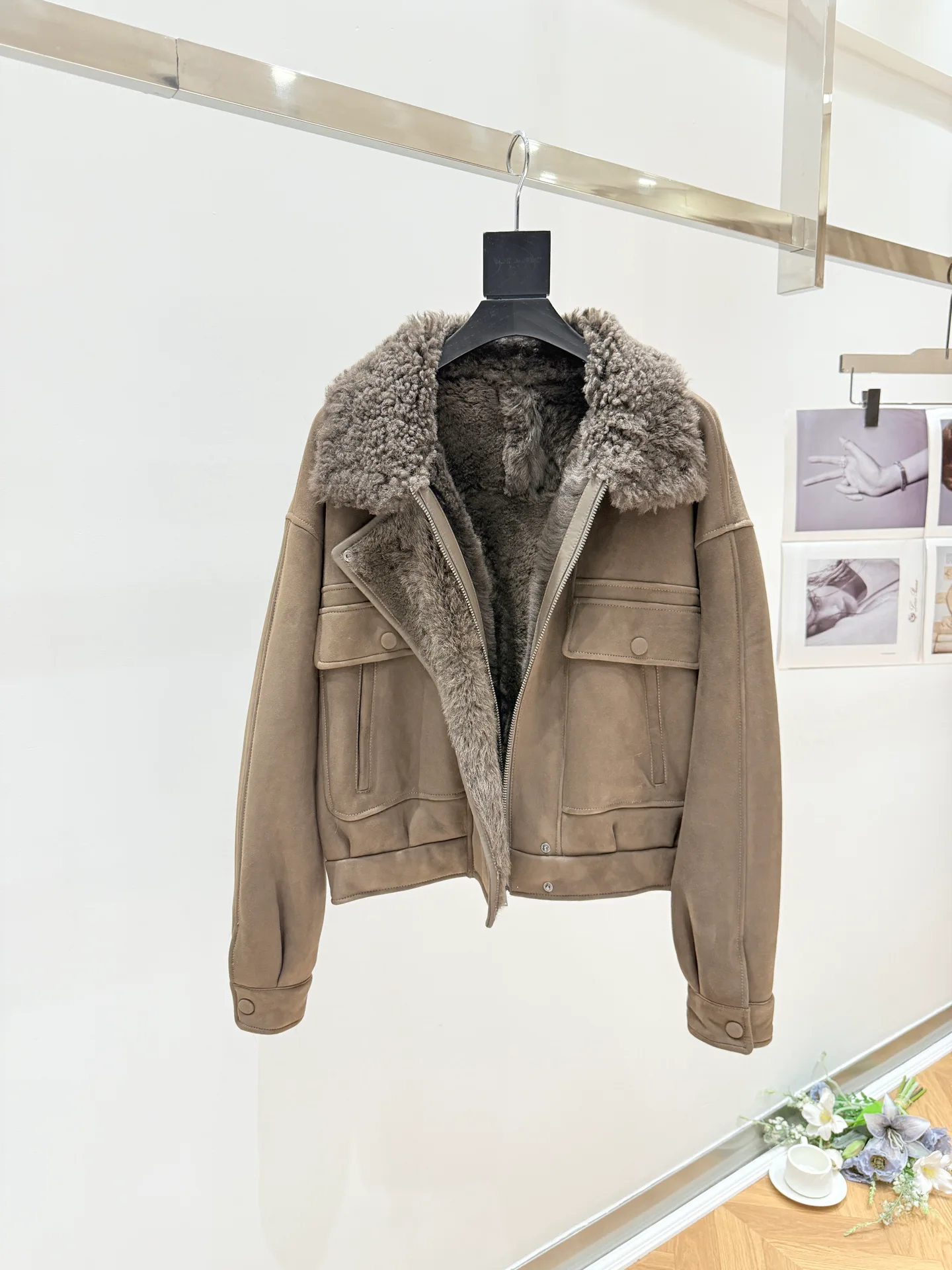 Кожаные Куртки И Дублёнки Женские Saint Laurent 18734752