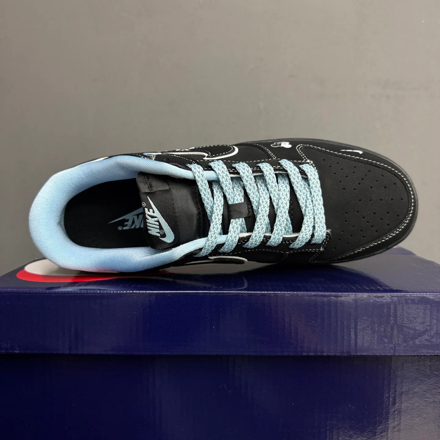 Кроссовки Женские Nike 374052