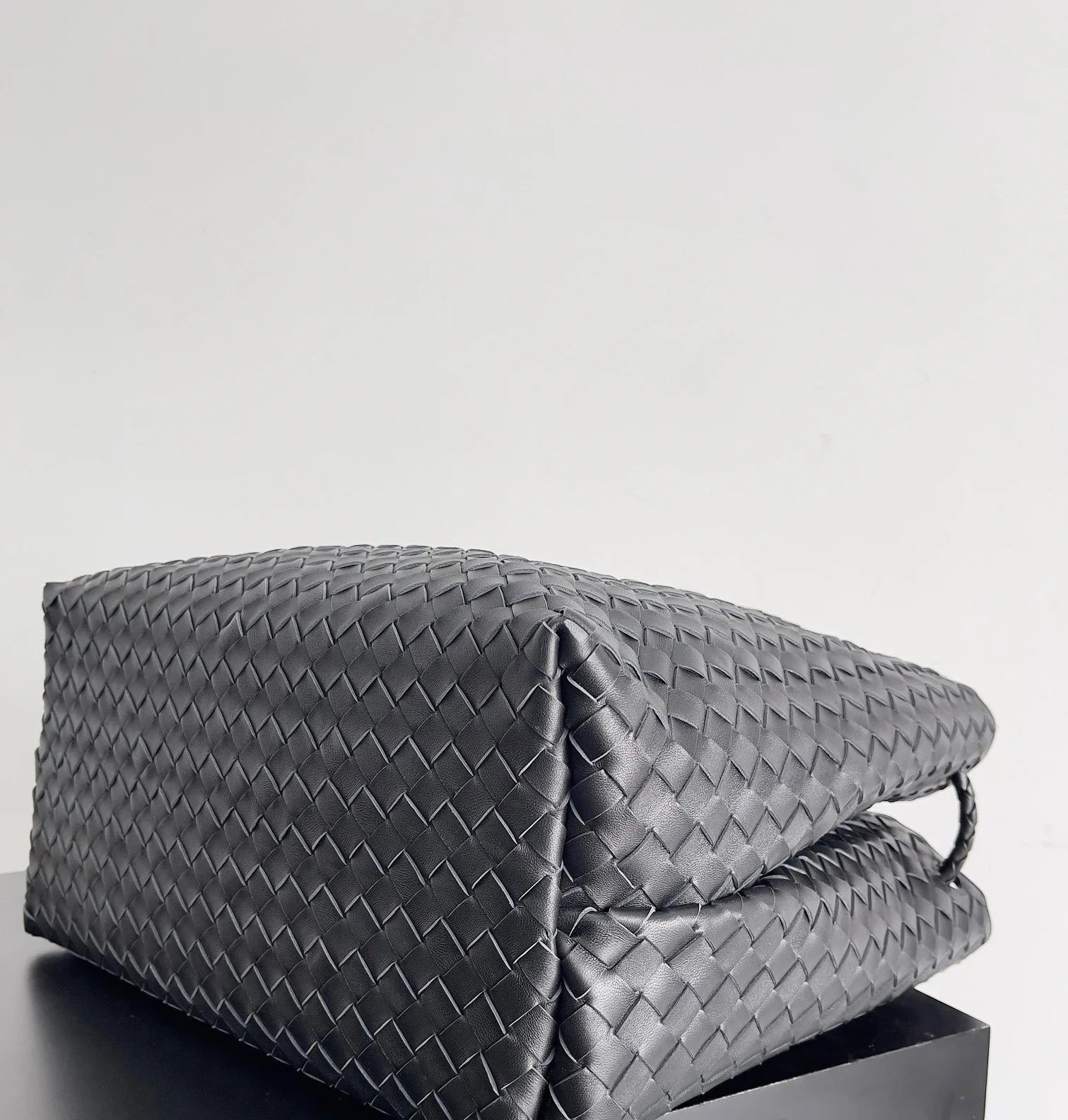 Классические Сумки Женские Bottega Veneta 17972835