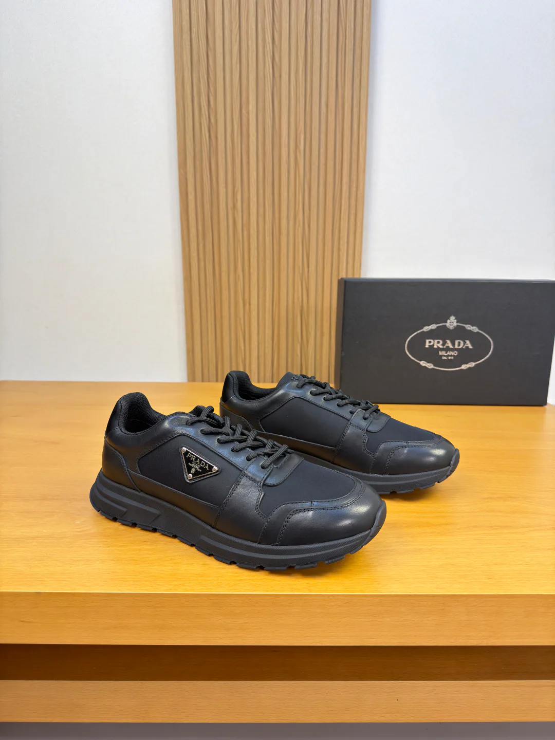 Кроссовки Мужские Prada 18747132