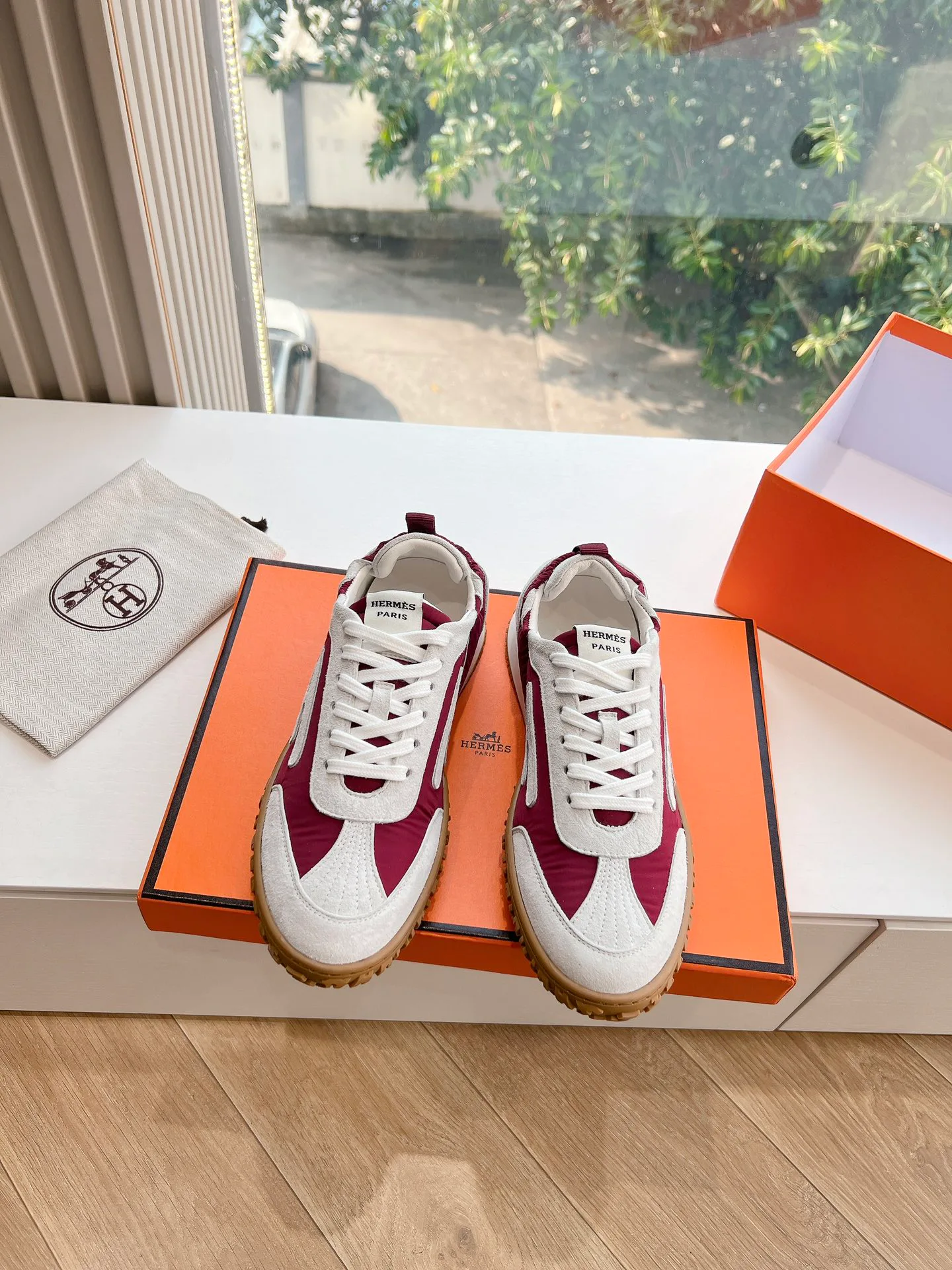 Кроссовки Женские Hermes 11014216
