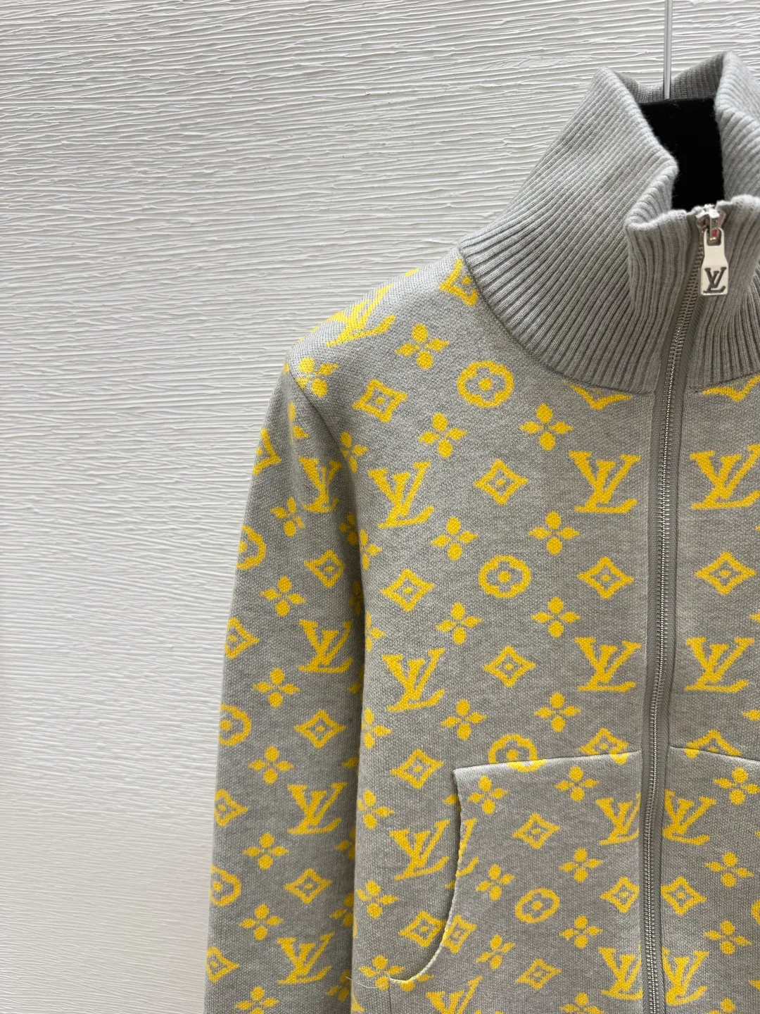 Джемперы И Свитеры Женские Louis Vuitton 18775877