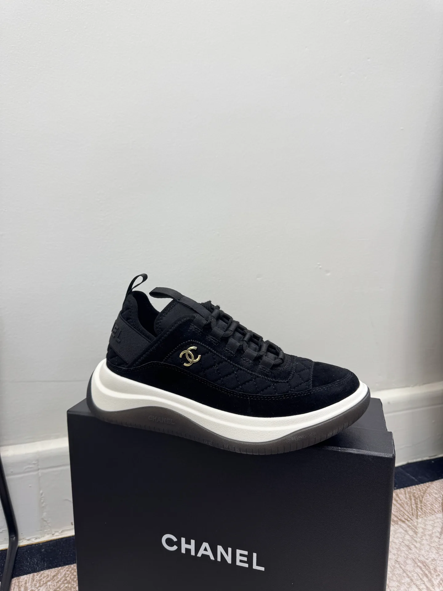 Кроссовки Женские Chanel 11494634