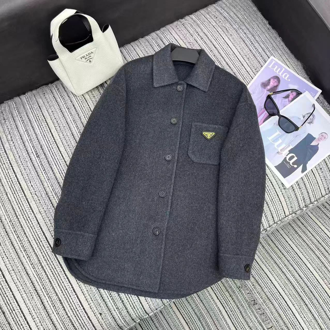 Куртки И Пуховики Женские Prada 863146