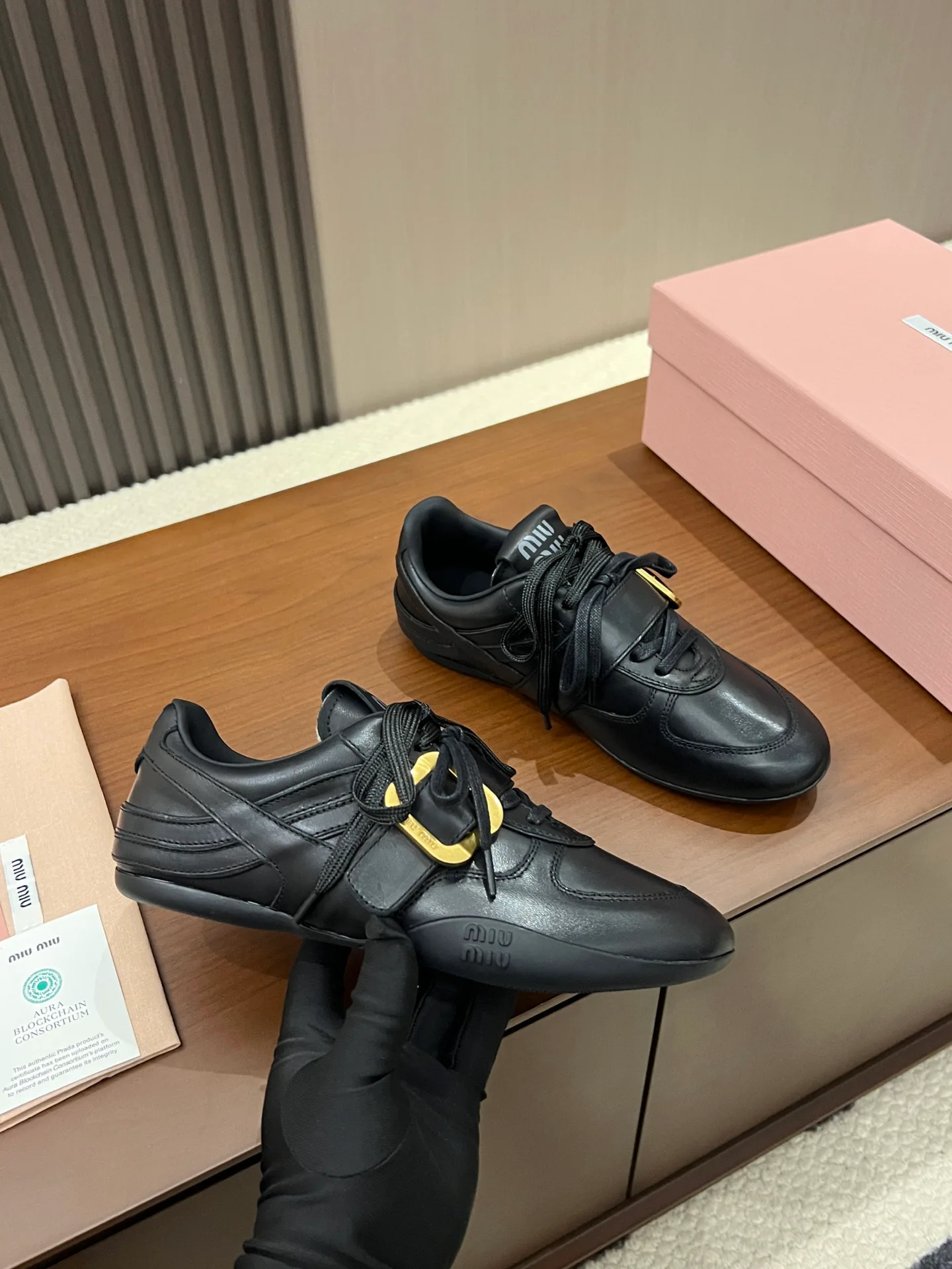 Кроссовки Женские Miu Miu 17968595