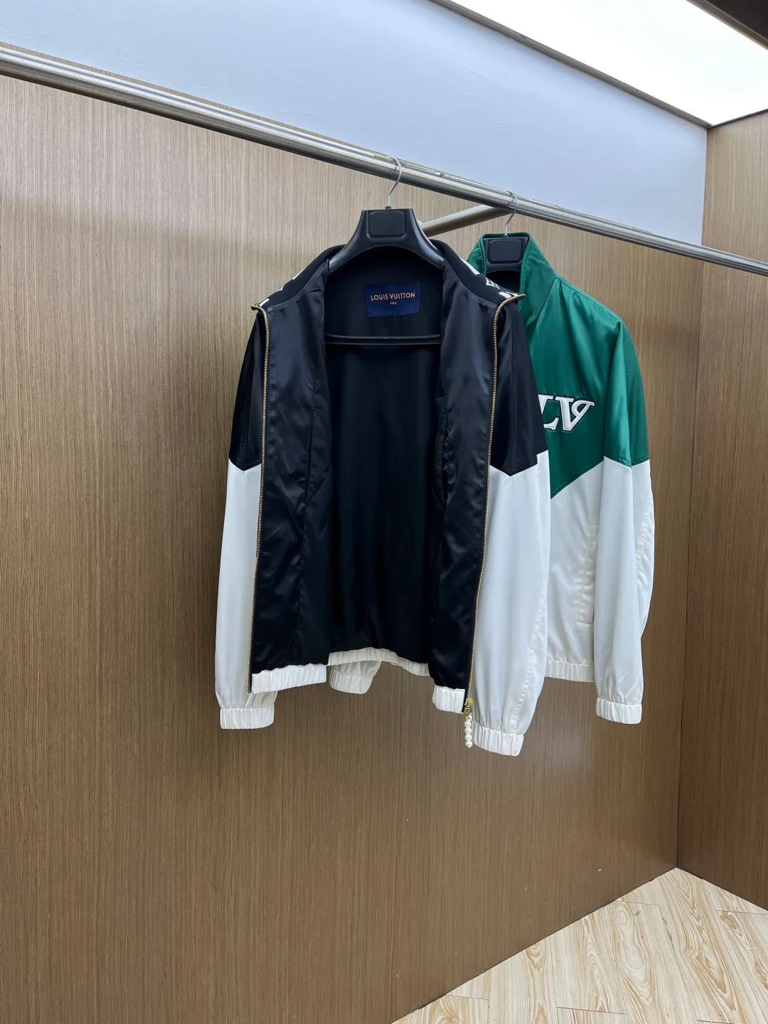 Куртки И Пуховики Мужские Louis Vuitton 12821751