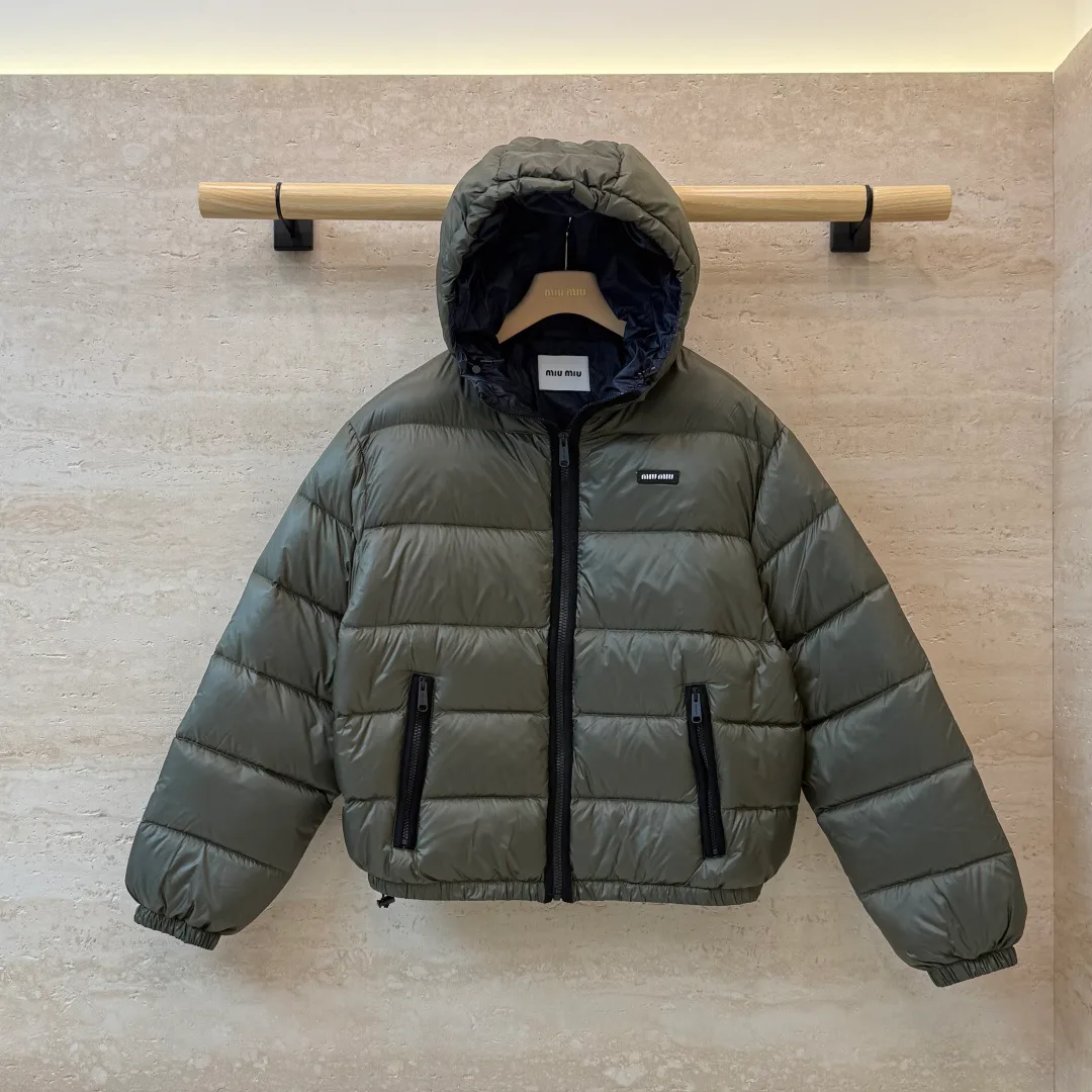 Куртки И Пуховики Женские Miu Miu 18629933