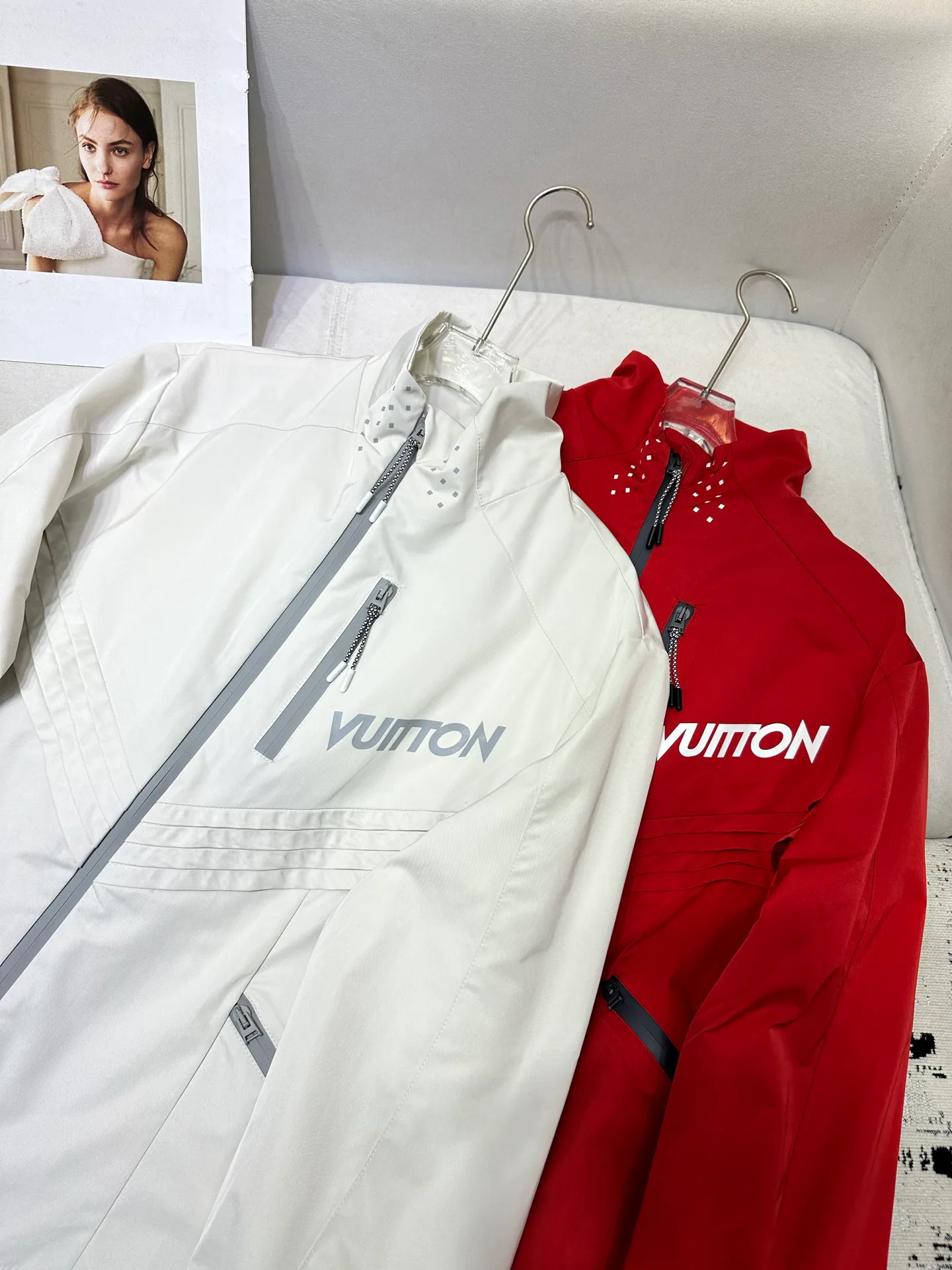 Тренчи Женские Louis Vuitton 109518