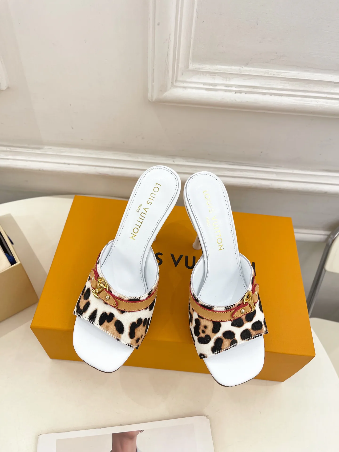 Туфли Женские Louis Vuitton 11458164