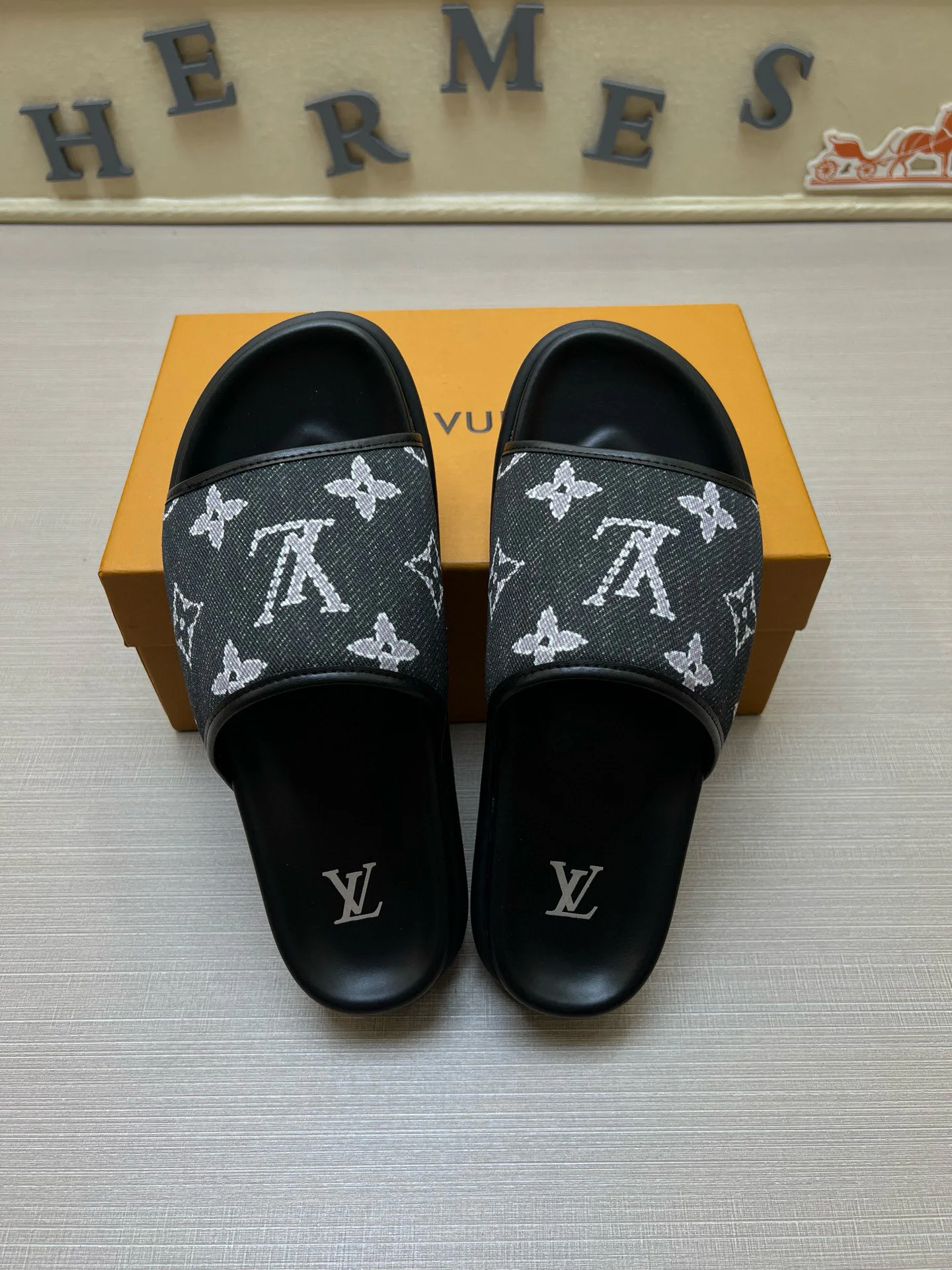 Шлепанцы Мужские Louis Vuitton 1789285