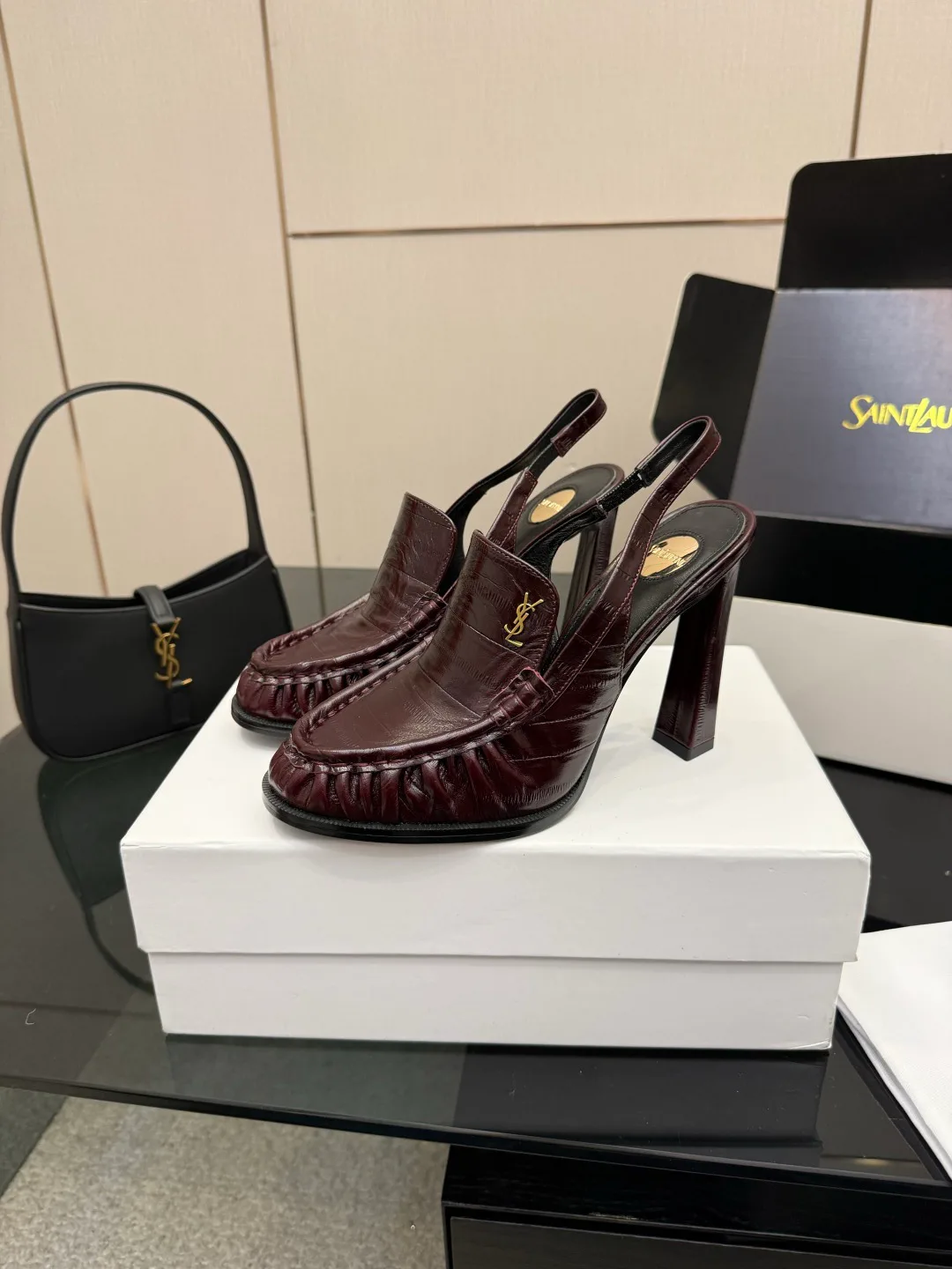 Босоножки Женские Saint Laurent 11239867