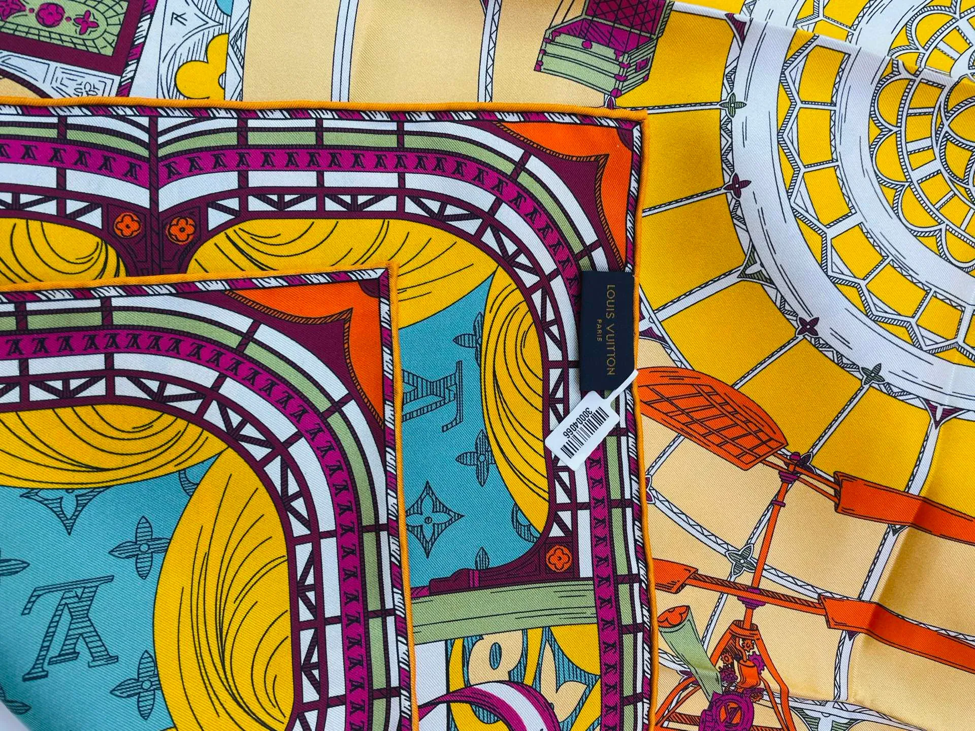 Шарфы Louis Vuitton 828389