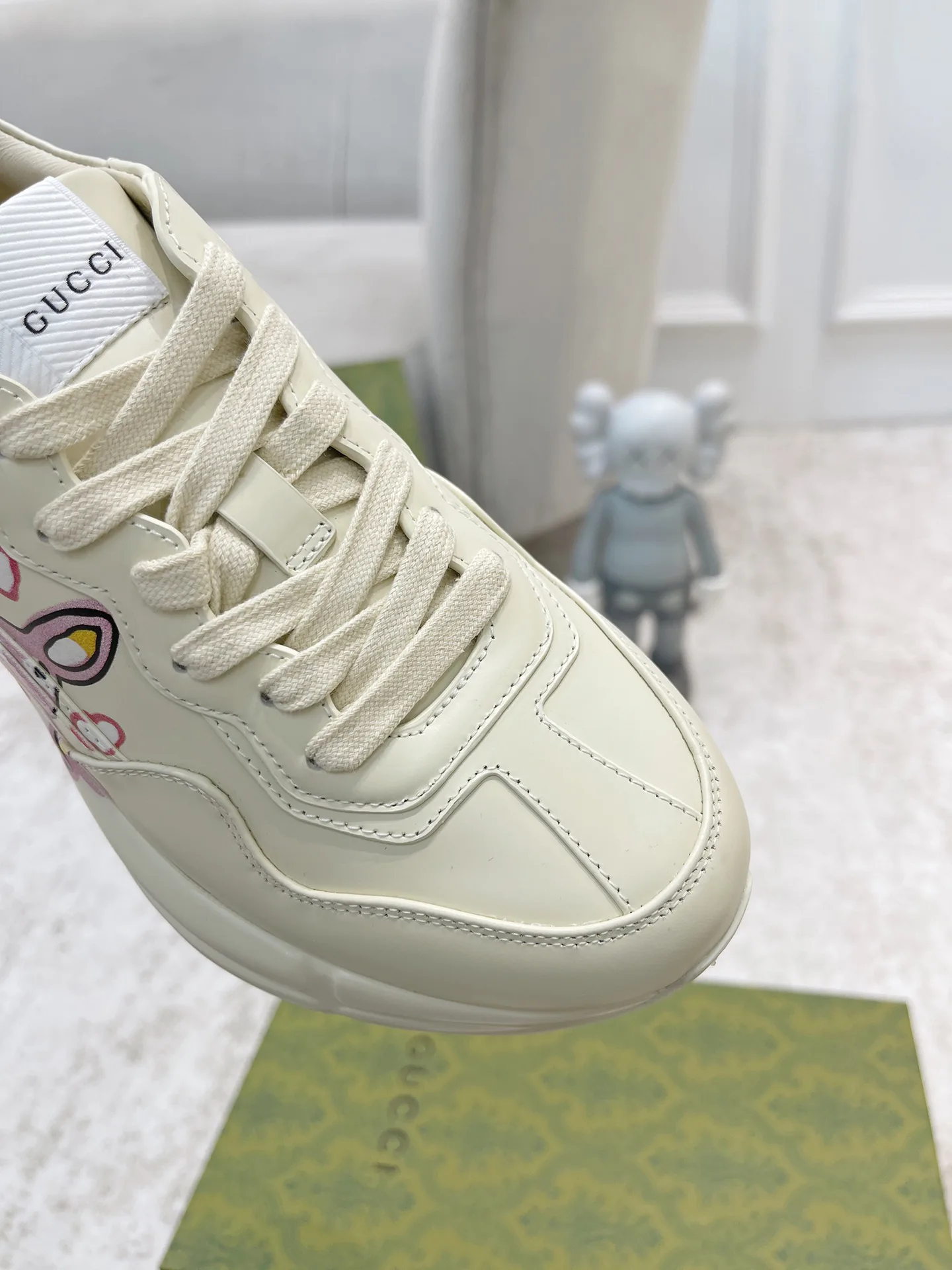 Кроссовки Женские Gucci 375872