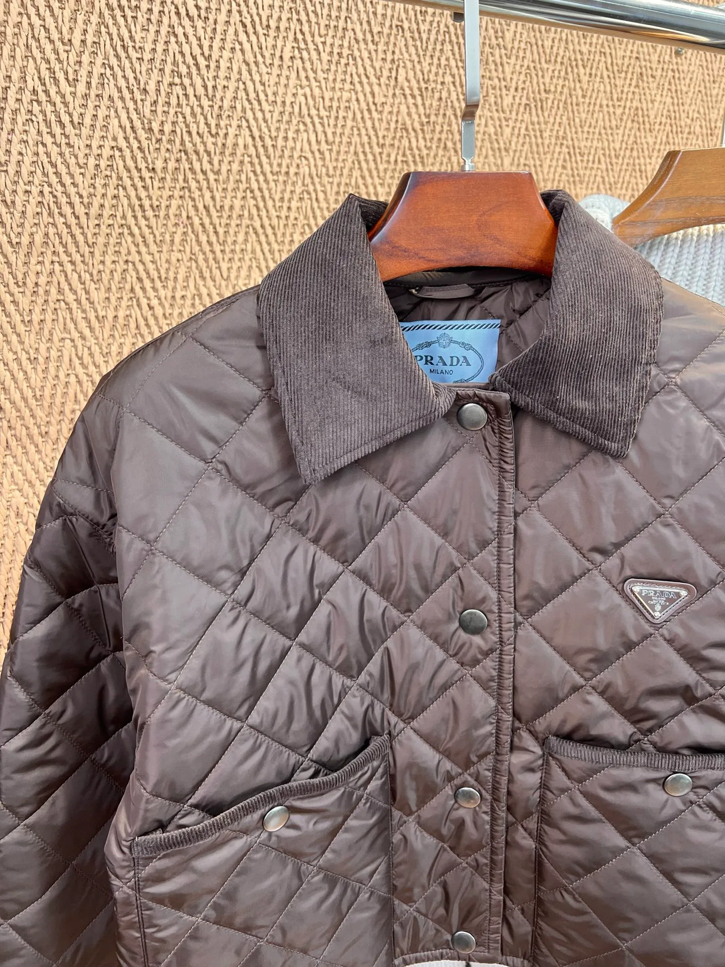 Куртки И Пуховики Женские Prada 18324202