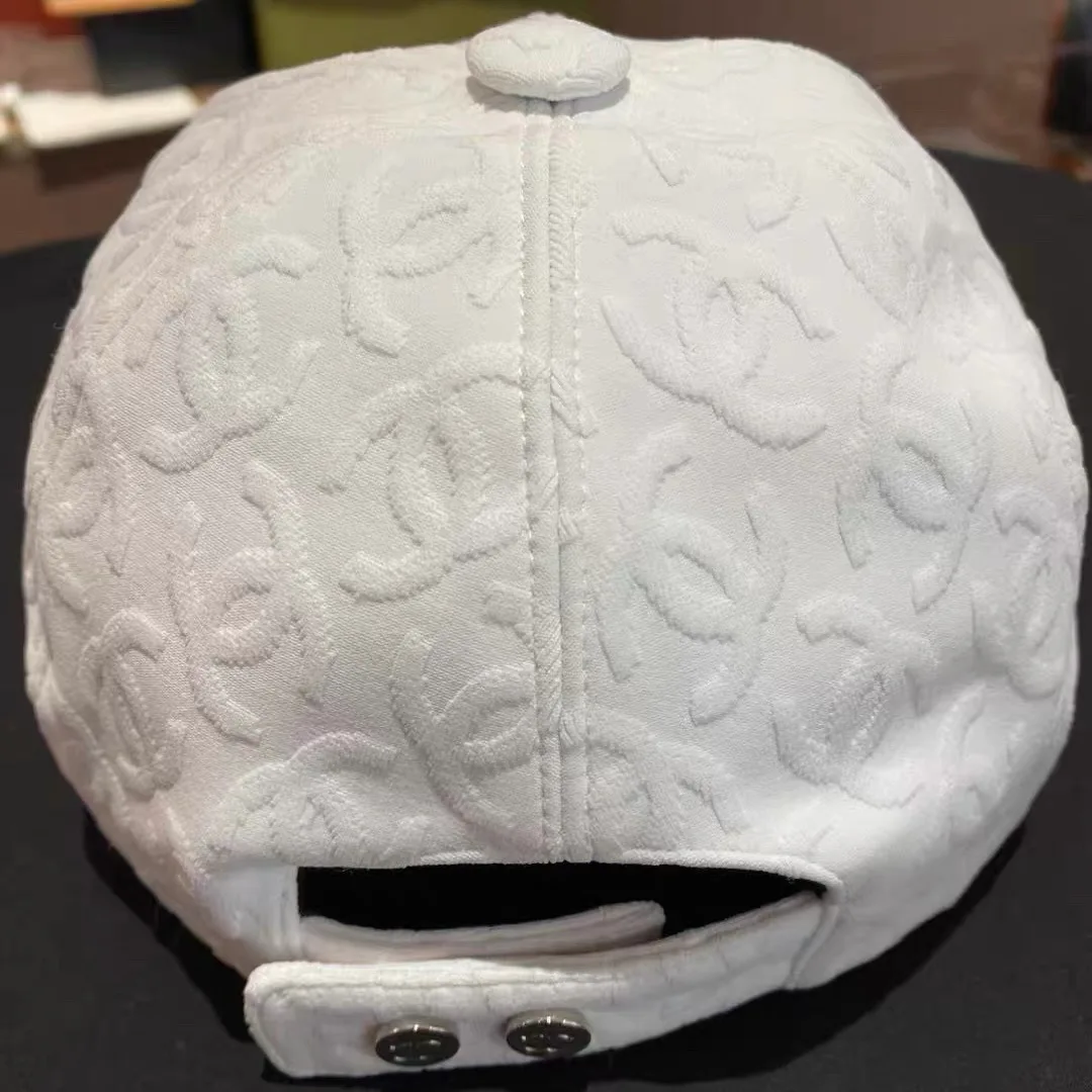 Головные Уборы Chanel 10420509