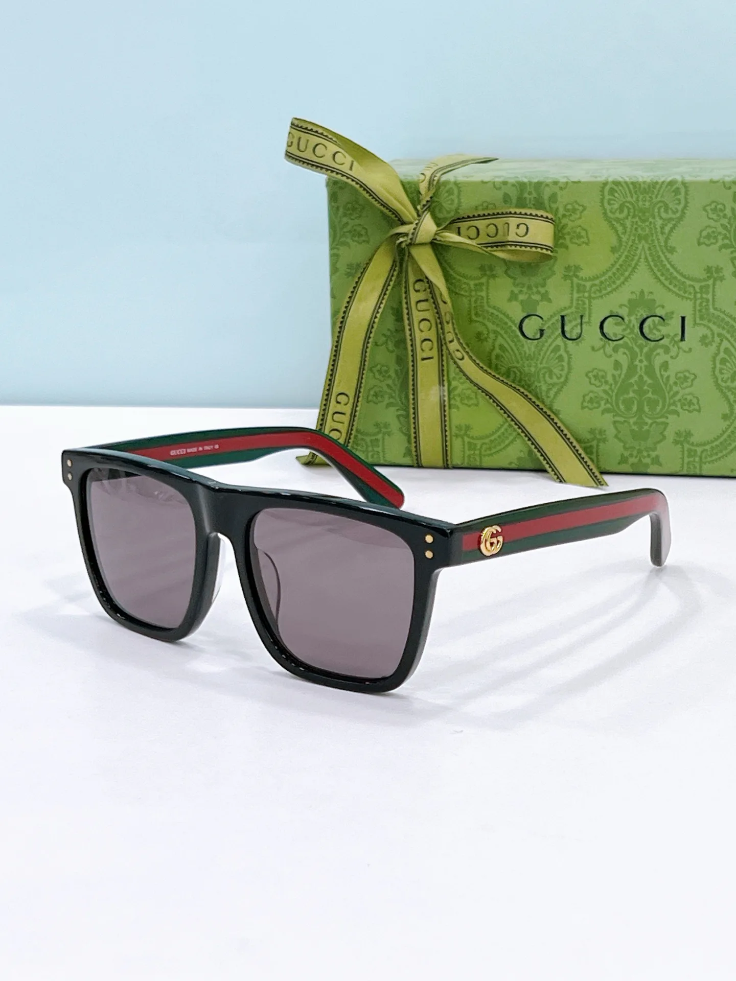 Очки Gucci 12745869